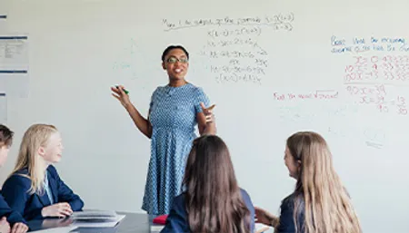 Cours collectif de mathématique niveau collège Institut Molière