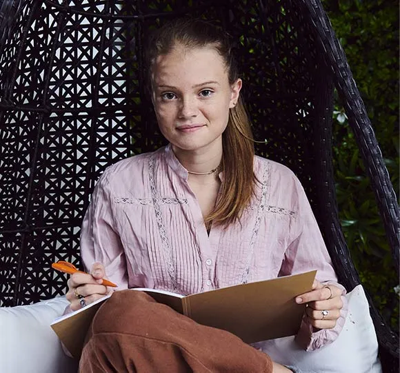 Portrait d'une élève en 1èreen cours avec Institut Molière