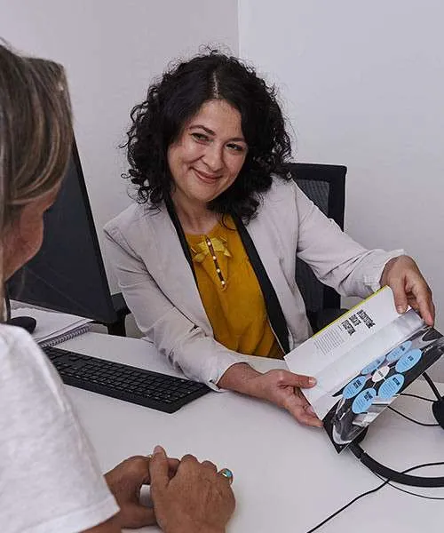 Accompagnement par un conseiller pédagogique Institut Molière, en RDV avec un parent