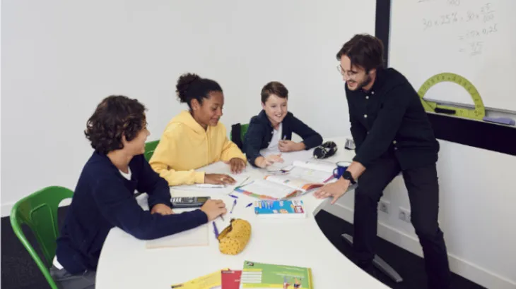 Cours collectif de maths niveau collège avec un professeur Institut Molière