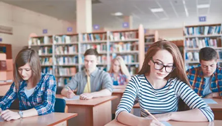 Groupe d'élève qui prépare le brevet avec Institut Molière